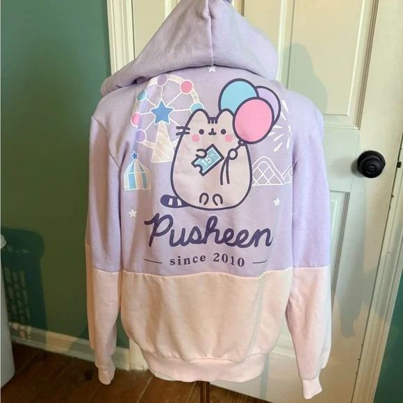 Pusheen Sweatshirt - Picture 1 of 6